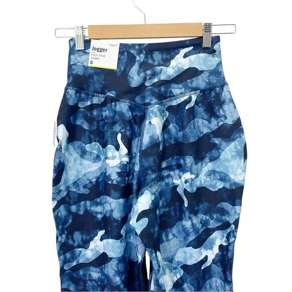 NWT Old Navy Active Powersoft Joggers Size Small Blue Camo Crop High Rise Go-Dry - Picture 6 of 12
